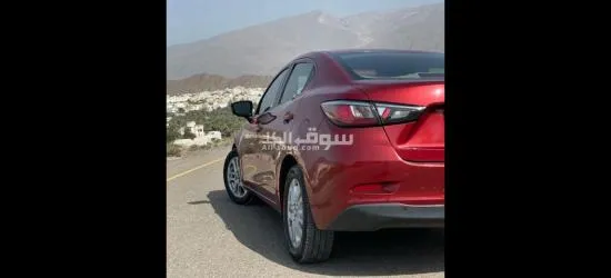 للبيع ياريس1.5 2018 فقط 2950 - 7
