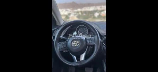 للبيع ياريس1.5 2018 فقط 2950 - 9
