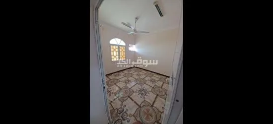 شقة للايجار ١٢٠ريال مكيفه بكامل flat for rent 120omr with Ac - 7