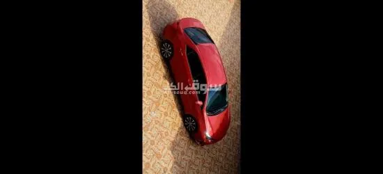 سياره كورولا موديل ٢٠١٩ نظيفه جدا - 4
