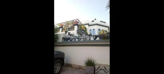 فلا للبيع مع مكيفات مركزيه جديده من المالك مباشرة