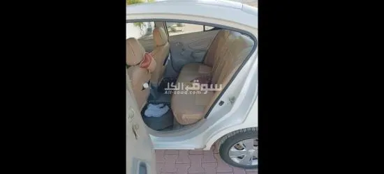 سياره للبيع بحاله فوق الممتازه نيسان صني موديل ٢٠١٦ - 8