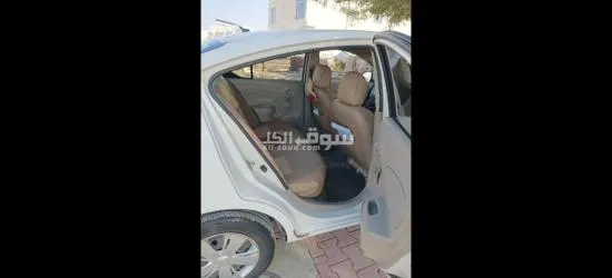 سياره للبيع بحاله فوق الممتازه نيسان صني موديل ٢٠١٦ - 9