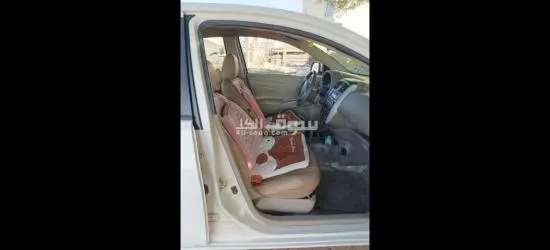 سياره للبيع بحاله فوق الممتازه نيسان صني موديل ٢٠١٦ - 12