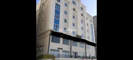 بناية ضخمة للبيع بسعر مغري