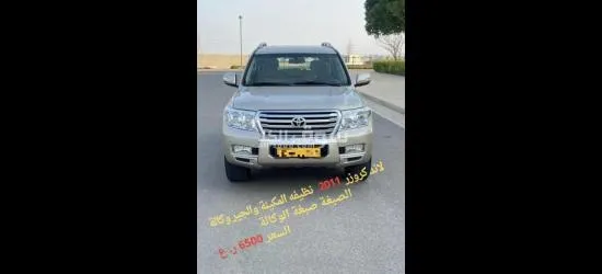 سيارة لاند كروزر2011 نظيفه بحالة الوكالة - 2