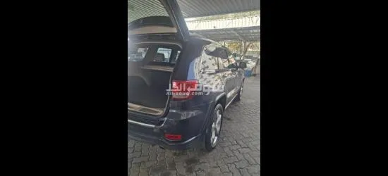 للبيع جيب جراند شوروكي - 2