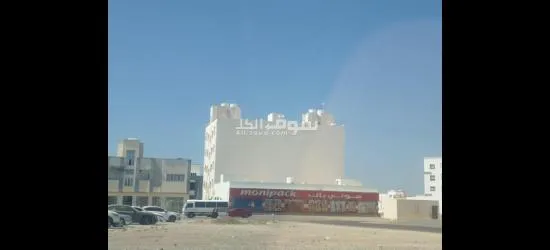 للايجار شقة ممتازة بموقع ممتاز في المعبيلة الجنوبية مقابل نيستو الجديد وخلف موني باك مباشرة