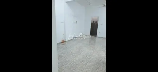 للايجار شقة ممتازة بموقع ممتاز في المعبيلة الجنوبية مقابل نيستو الجديد وخلف موني باك مباشرة - 2