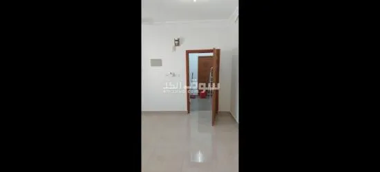 للايجار غرفة بمساحة واسعة مع دورة مياه في المعبيلة بالقرب من الخميس للأحذية - 2