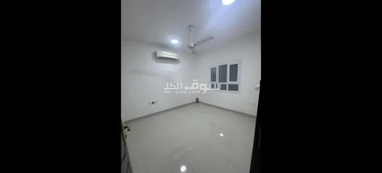 للبيع شقة ممتازة في موقع ممتاز في المعبيلة الجنوبية السابعة خط المعارض قريب الخدمات - 3