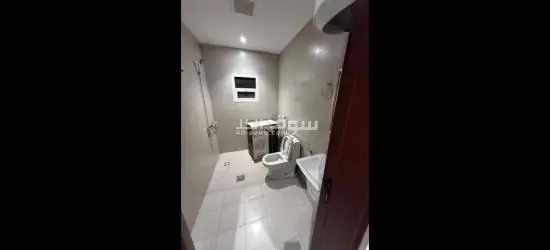 شقة للإيجار الشهري - 4