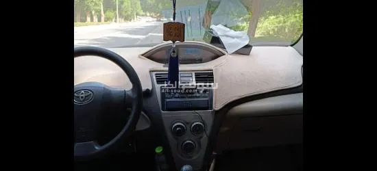 تويوتا ياريس 2011 - 12