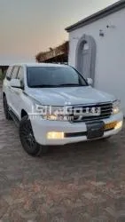 لاندكروزر ٢٠١١ - 2