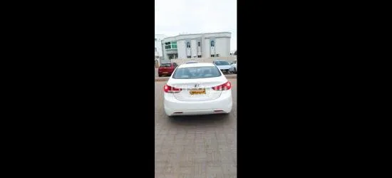 هيونداي إلنترا 2012 - 2